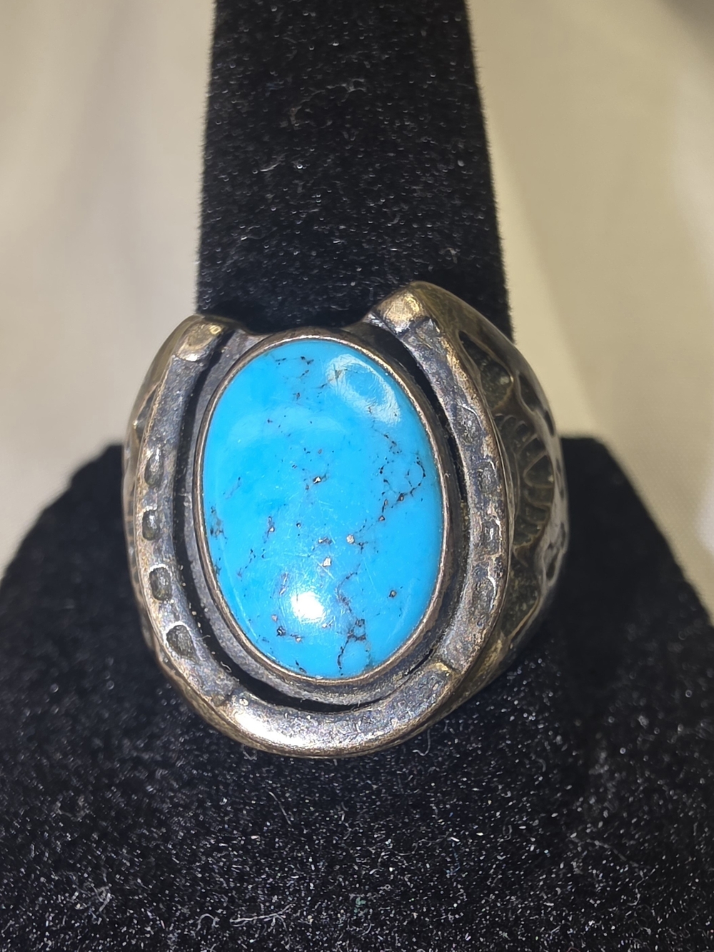 Vintage Native American horseshoe-motif Turquoise& Sterling Silver Ring SZ 8.5